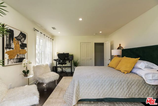 1640 N Gardner Street, Los Angeles, CA 90046