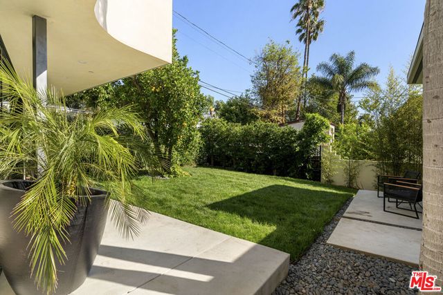 1640 N Gardner Street, Los Angeles, CA 90046