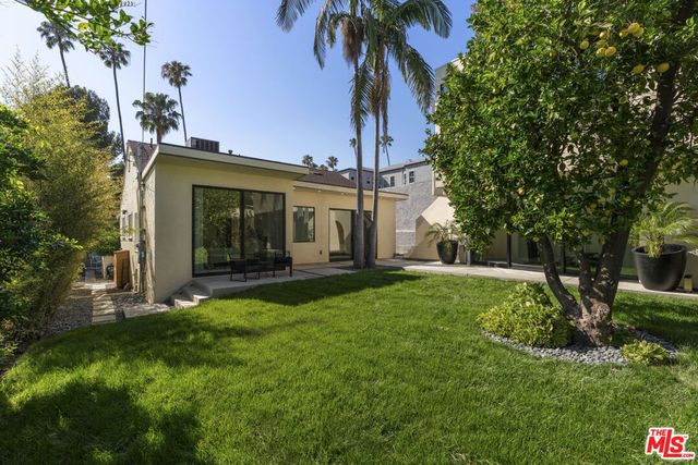 1640 N Gardner Street, Los Angeles, CA 90046