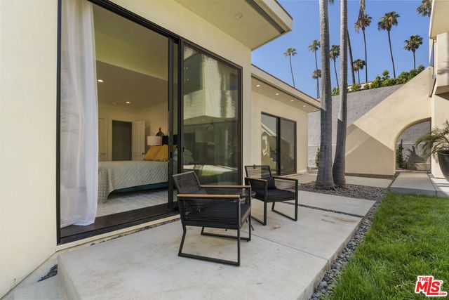 1640 N Gardner Street, Los Angeles, CA 90046