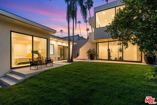 1640 N Gardner Street, Los Angeles, CA 90046