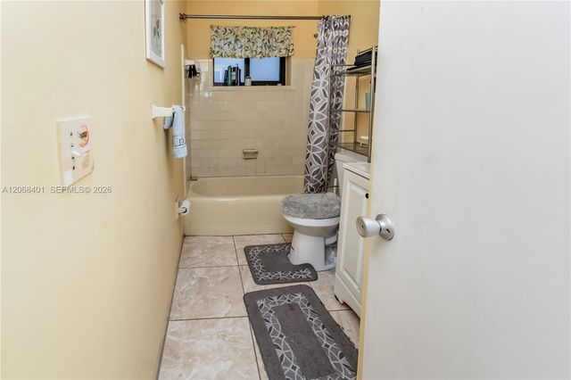 1365 NW 192nd Terrace, Miami Gardens, FL 33169