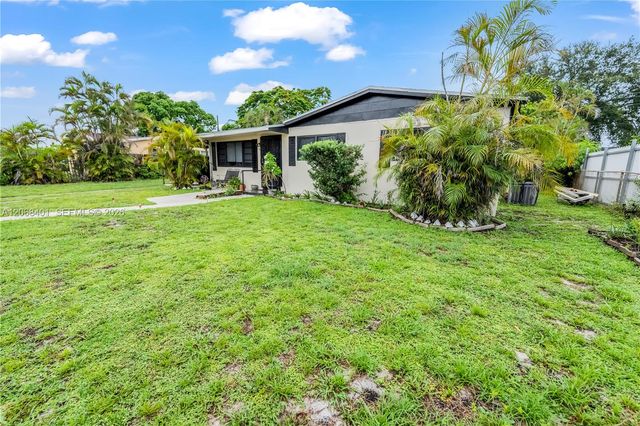 1365 NW 192nd Terrace, Miami Gardens, FL 33169