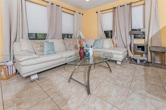 1365 NW 192nd Terrace, Miami Gardens, FL 33169