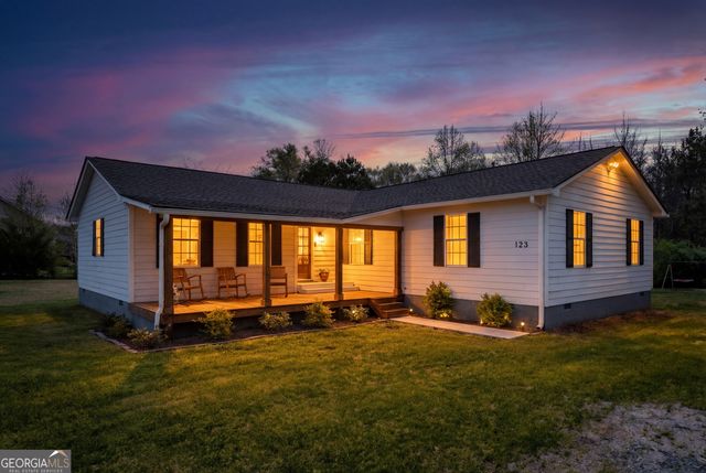 123 Mathews Road, Milner, GA 30257