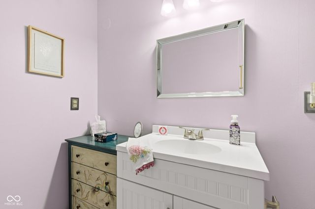 44 Rogers Road, Carmel, IN 46032