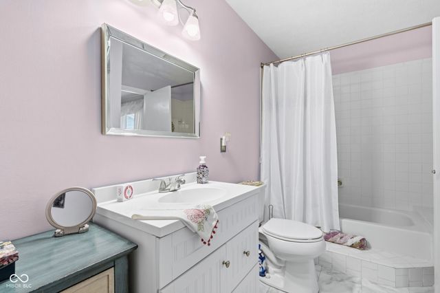 44 Rogers Road, Carmel, IN 46032