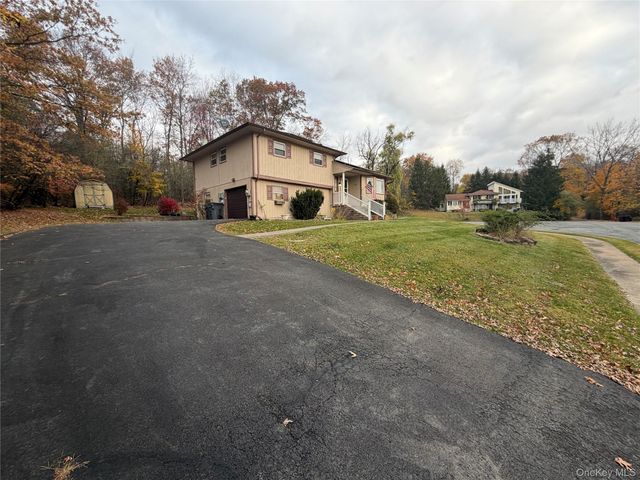12 Todd Drive, Middletown, NY 10941