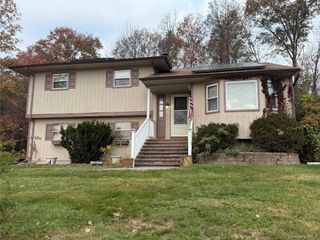 12 Todd Drive, Middletown, NY 10941