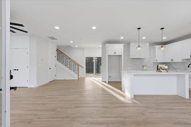 104 Backwater Way, Greenville, SC 29611