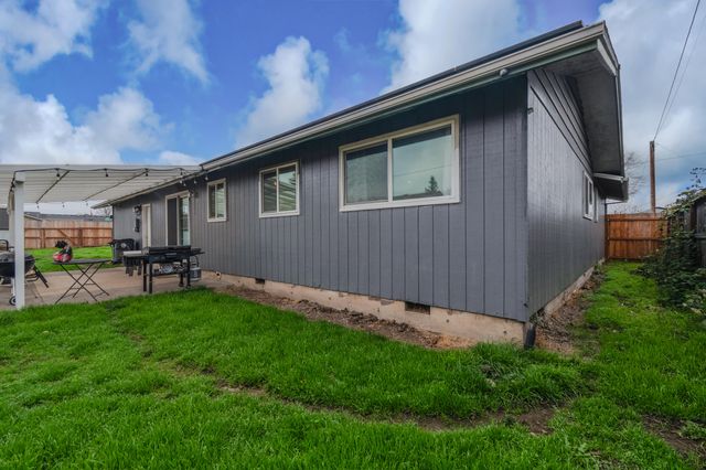 3086 Arthur Avenue, Medford, OR 97501