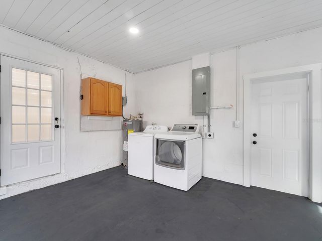 1324 CHESTERFIELD DRIVE, Clearwater, FL 33756