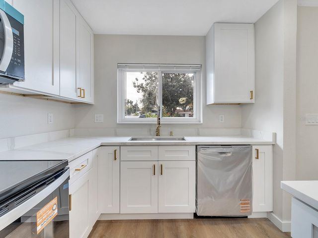 1324 CHESTERFIELD DRIVE, Clearwater, FL 33756