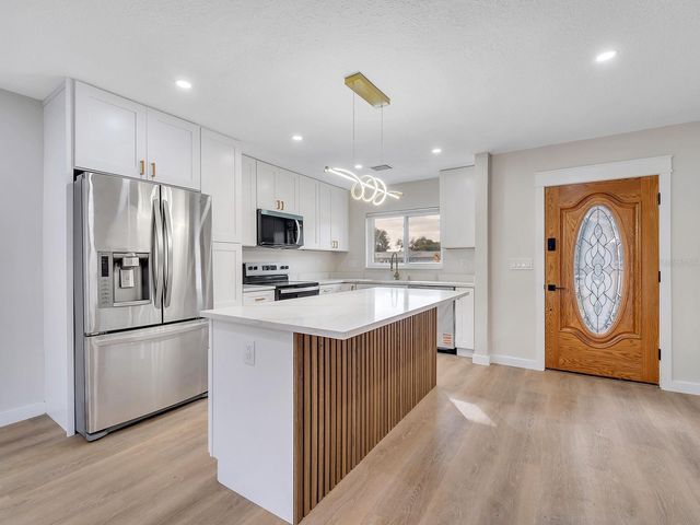 1324 CHESTERFIELD DRIVE, Clearwater, FL 33756