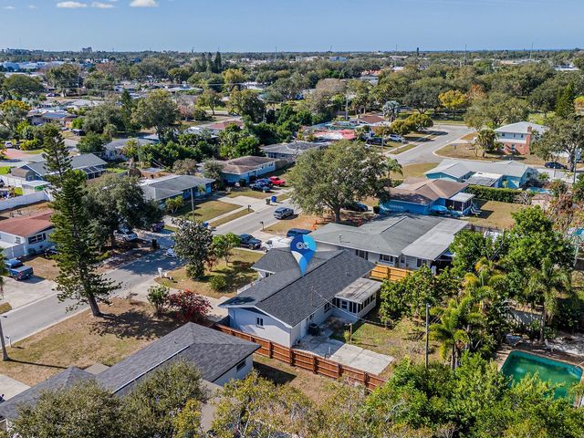 1324 CHESTERFIELD DRIVE, Clearwater, FL 33756