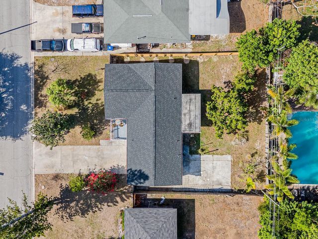 1324 CHESTERFIELD DRIVE, Clearwater, FL 33756