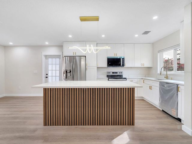 1324 CHESTERFIELD DRIVE, Clearwater, FL 33756