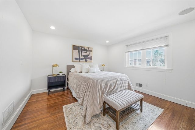 8 Stanley Drive, Framingham, MA 01701