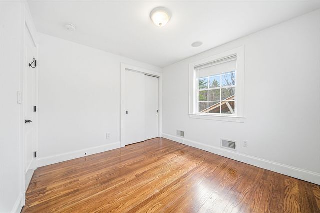 8 Stanley Drive, Framingham, MA 01701