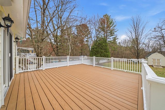 8 Stanley Drive, Framingham, MA 01701