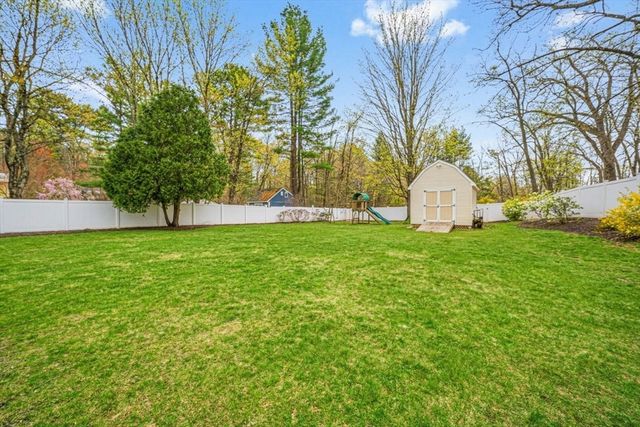 8 Stanley Drive, Framingham, MA 01701