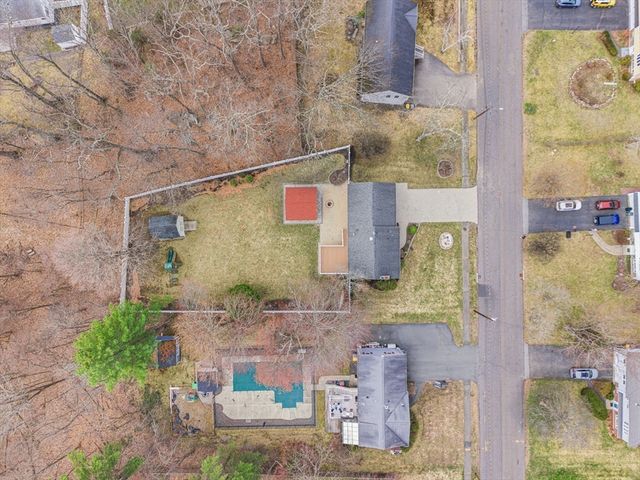 8 Stanley Drive, Framingham, MA 01701