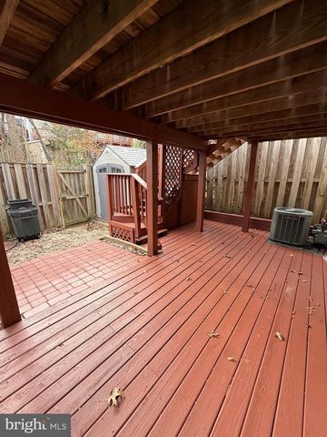 4221 DEVONWOOD WAY, Woodbridge, VA 22192