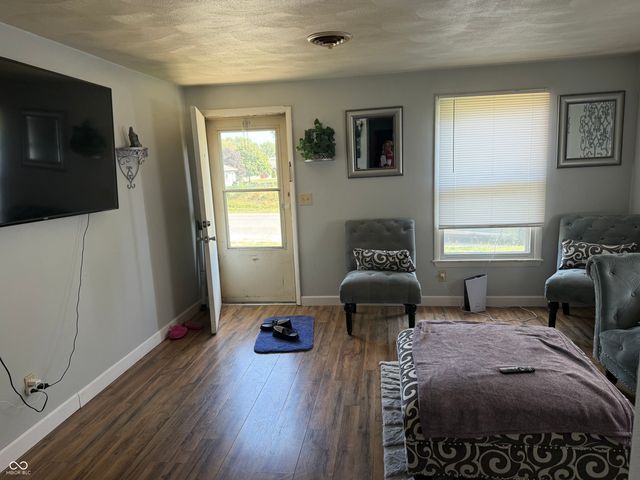 704 N Lincoln Avenue, Alexandria, IN 46001