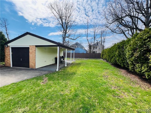 309 Bernhardt Drive, Amherst, NY 14226