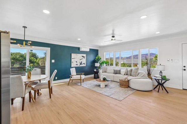 1477 Montgomery Drive, Vista, CA 92084