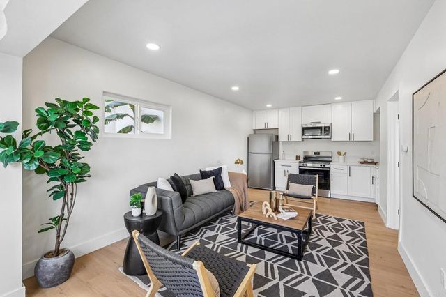 1477 Montgomery Drive, Vista, CA 92084