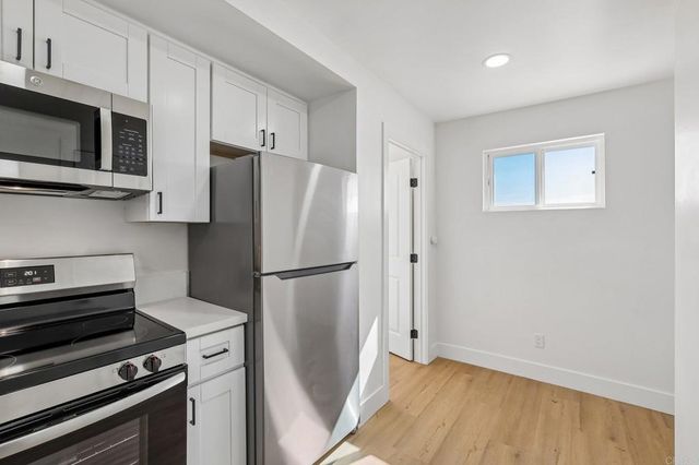 1477 Montgomery Drive, Vista, CA 92084