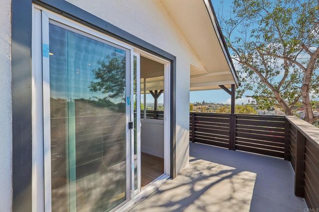 1477 Montgomery Drive, Vista, CA 92084