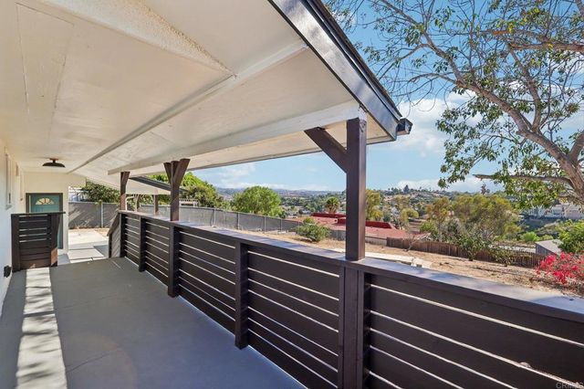 1477 Montgomery Drive, Vista, CA 92084