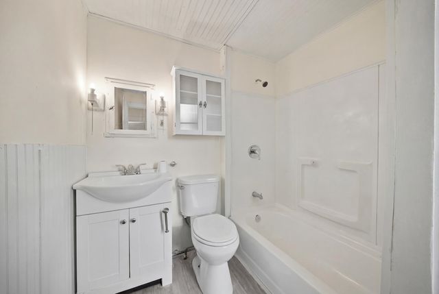 605 Hall Street, Manchester, NH 03104