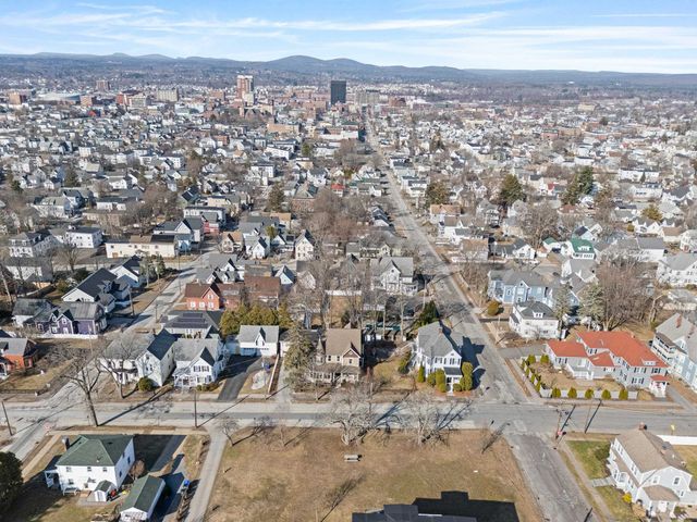 605 Hall Street, Manchester, NH 03104