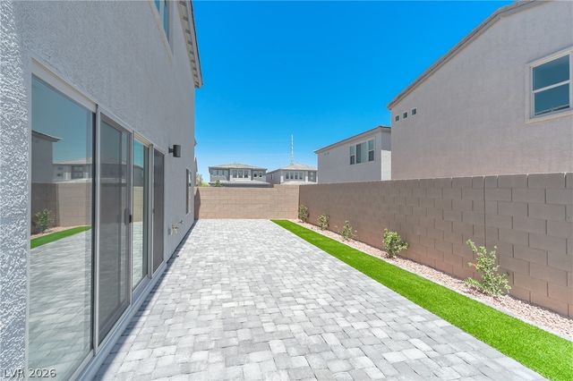 5740 Yellow House Street, Las Vegas, NV 89113