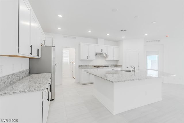 5740 Yellow House Street, Las Vegas, NV 89113