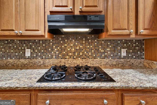 623 Walton Way, Macon, GA 31204