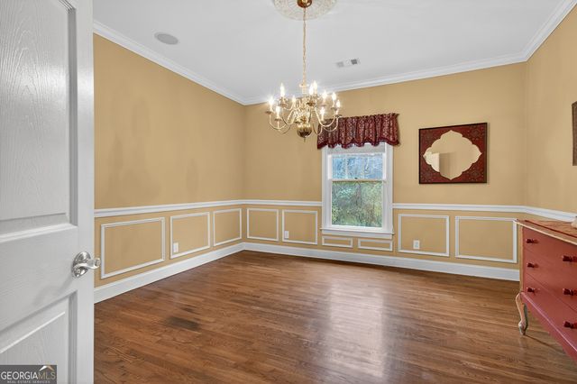 623 Walton Way, Macon, GA 31204