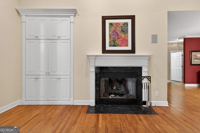 623 Walton Way, Macon, GA 31204