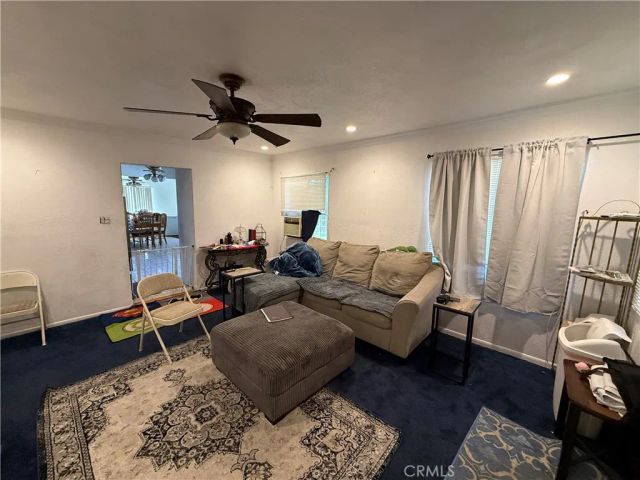 7651 Miramonte, Los Angeles, CA 90001