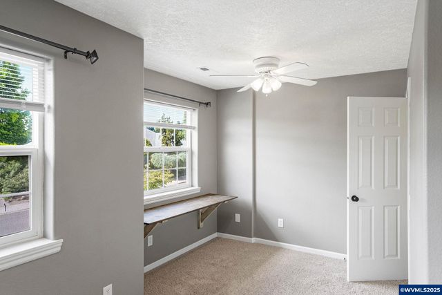 1320 Hidden Creek Dr NE, Keizer, OR 97303