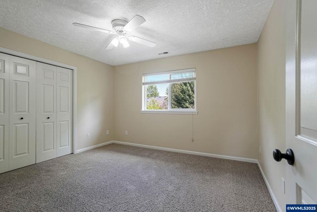 1320 Hidden Creek Dr NE, Keizer, OR 97303