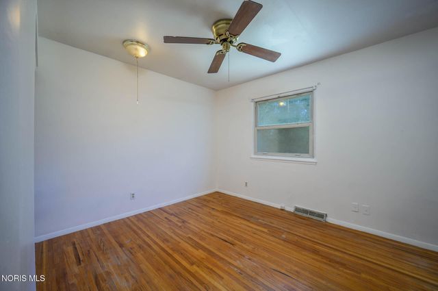 123 Clinton Street, Walbridge, OH 43465