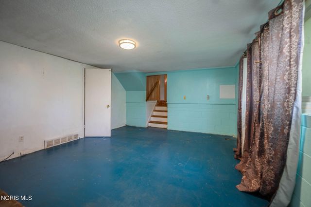 123 Clinton Street, Walbridge, OH 43465