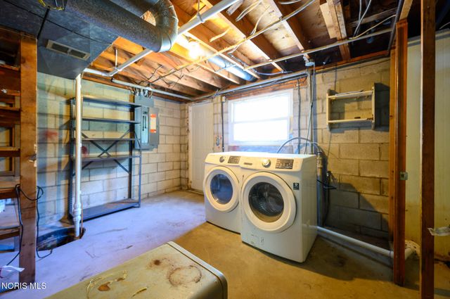 123 Clinton Street, Walbridge, OH 43465
