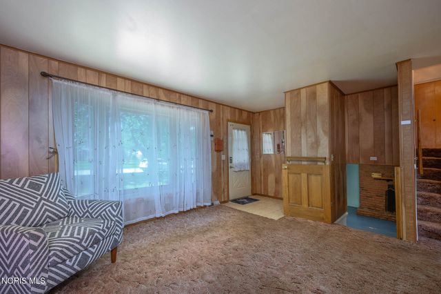 123 Clinton Street, Walbridge, OH 43465
