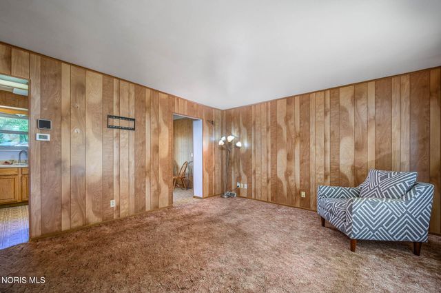 123 Clinton Street, Walbridge, OH 43465