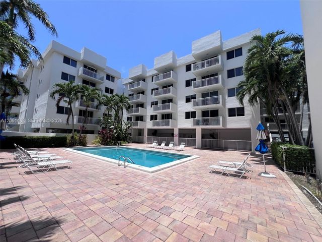 1665 Bay Rd 416, Miami Beach, FL 33139